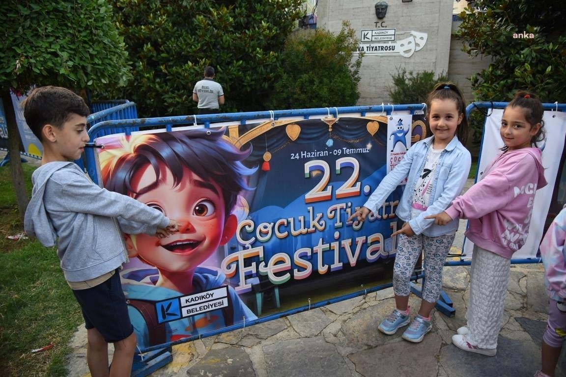 Kadıköy Belediyesinin Çocuk Tiyatro Festivali başladı