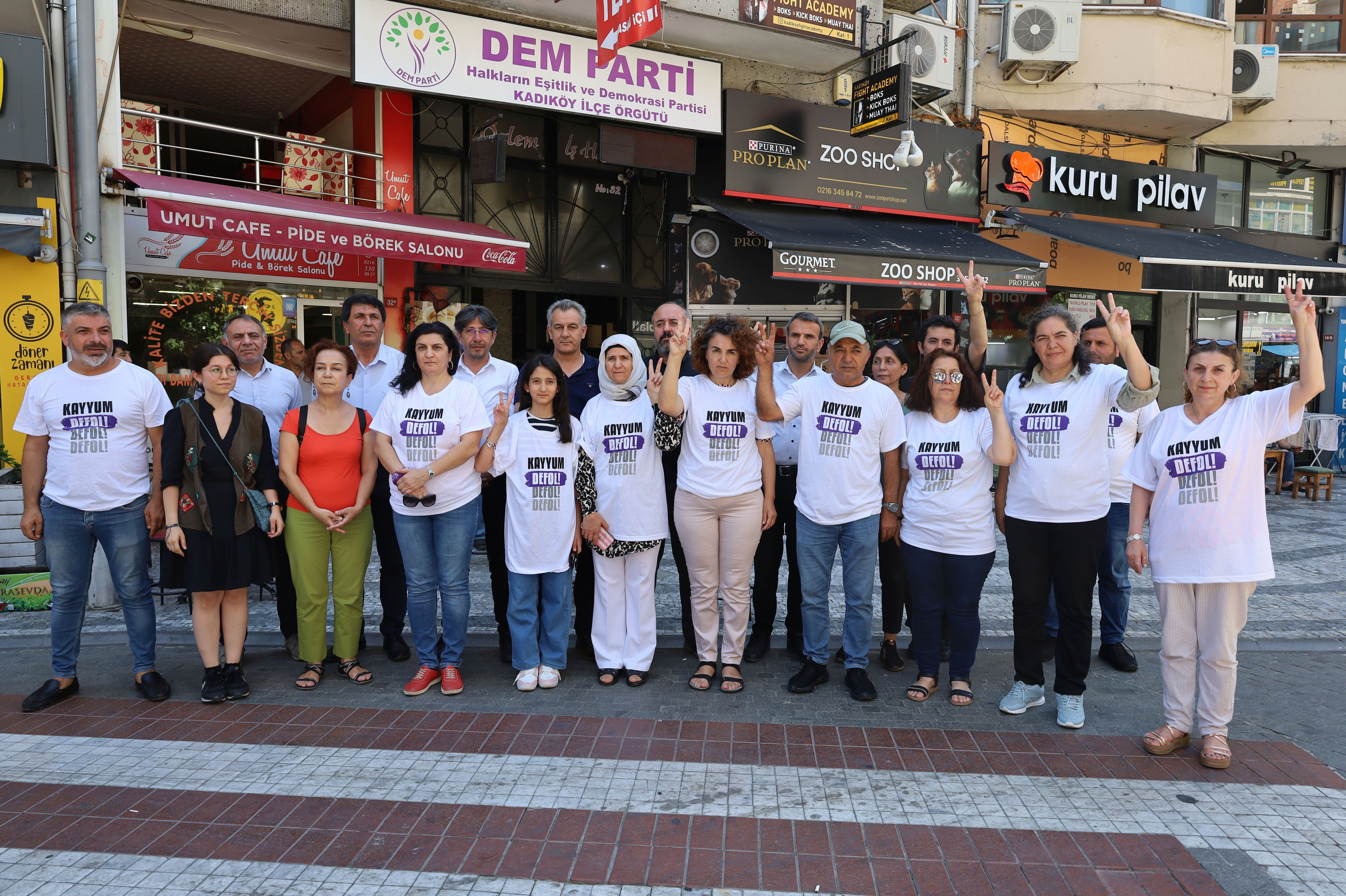 İstanbul'da yürüyüşe katılanlar