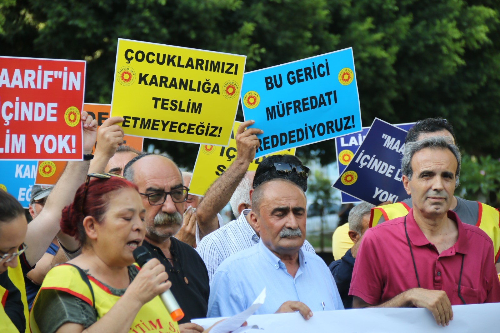 İzmir'de KESK'in protestosu.