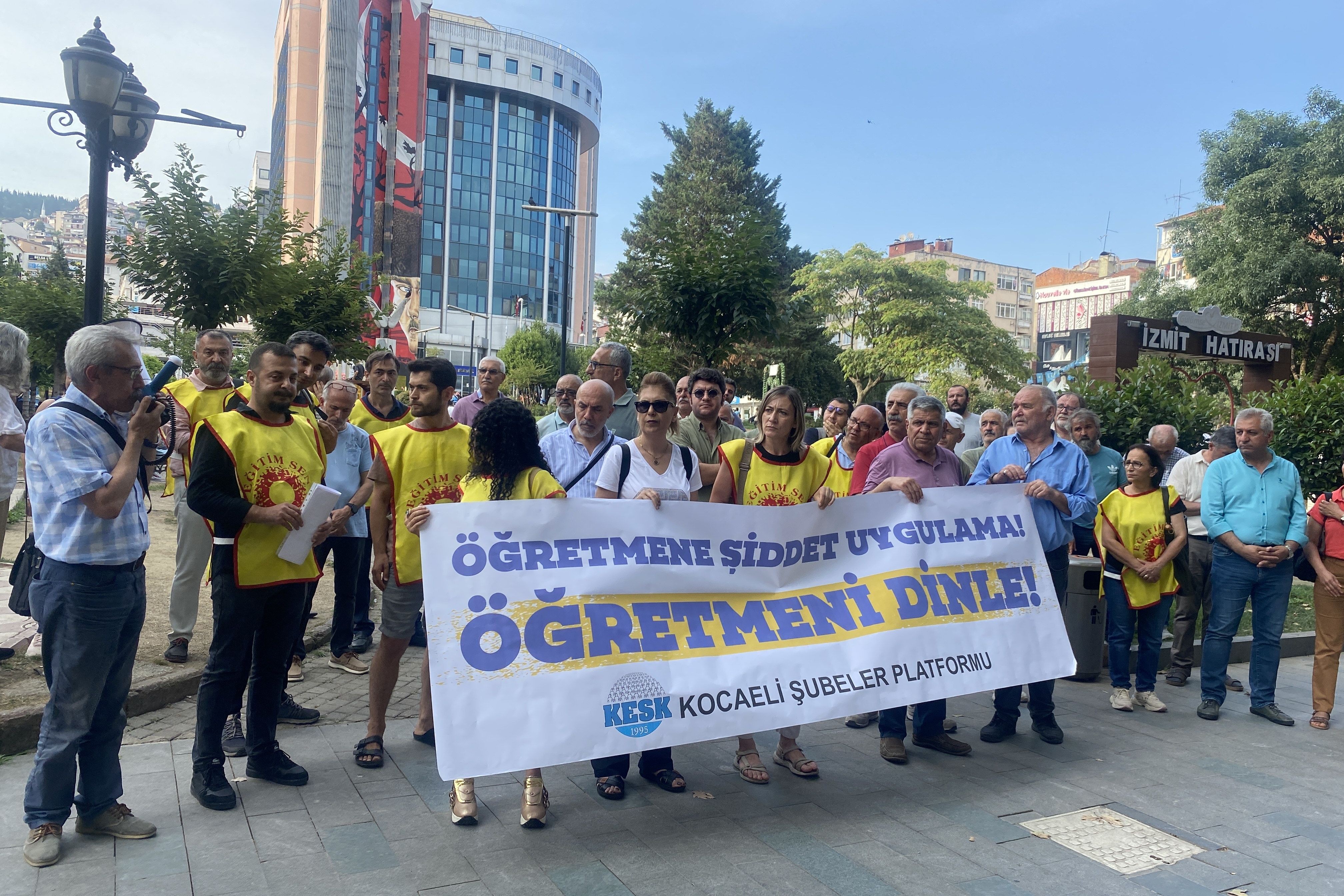 Kocaeli'de KESK'in protestosu.