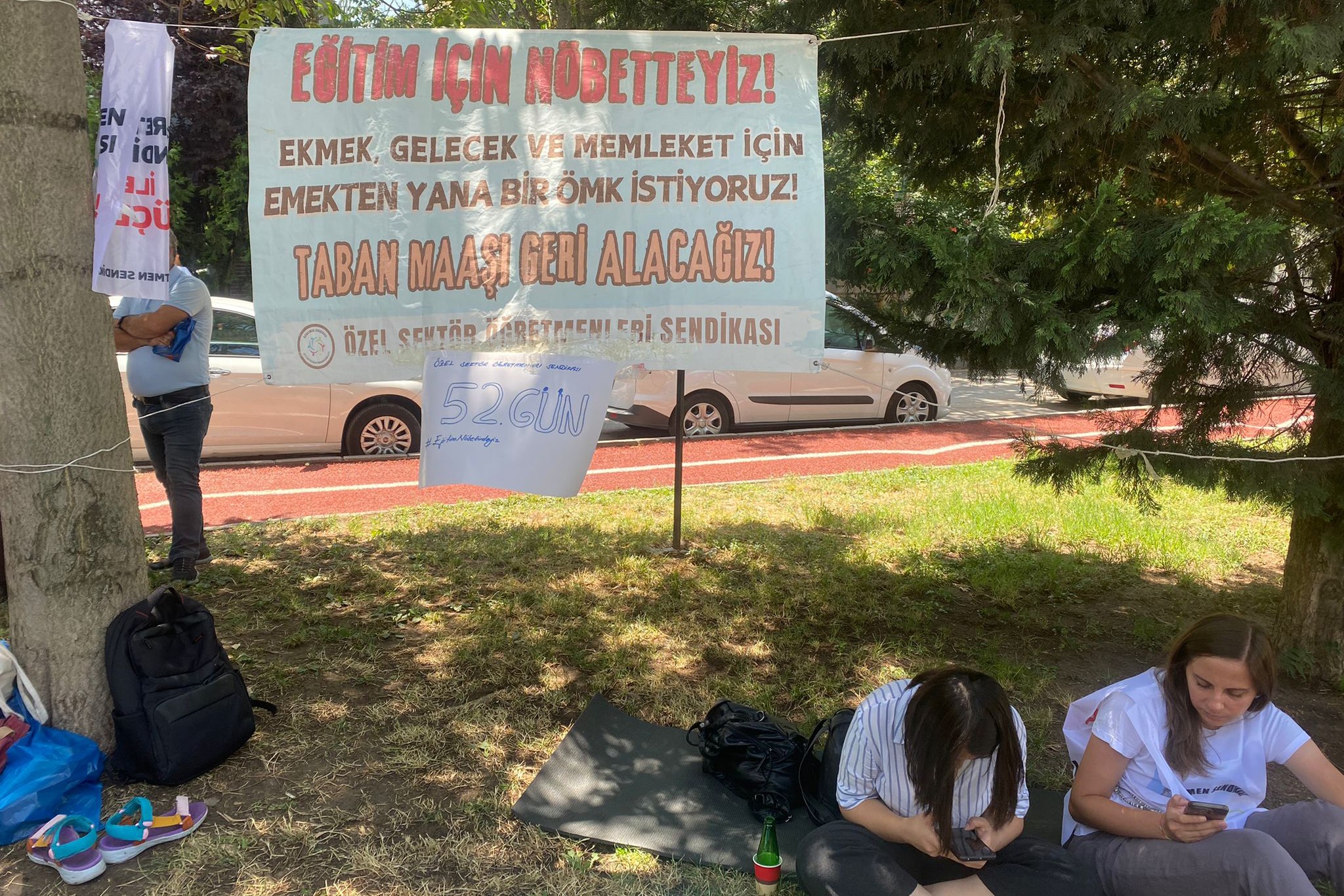 Öğretmenlerin eylemi Fikret Otyam Parkı’nda devam ediyor