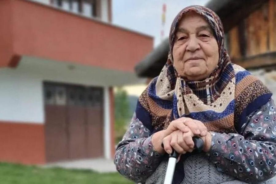 Evinde ölü bulunan 88 yaşındaki Fatma Metin