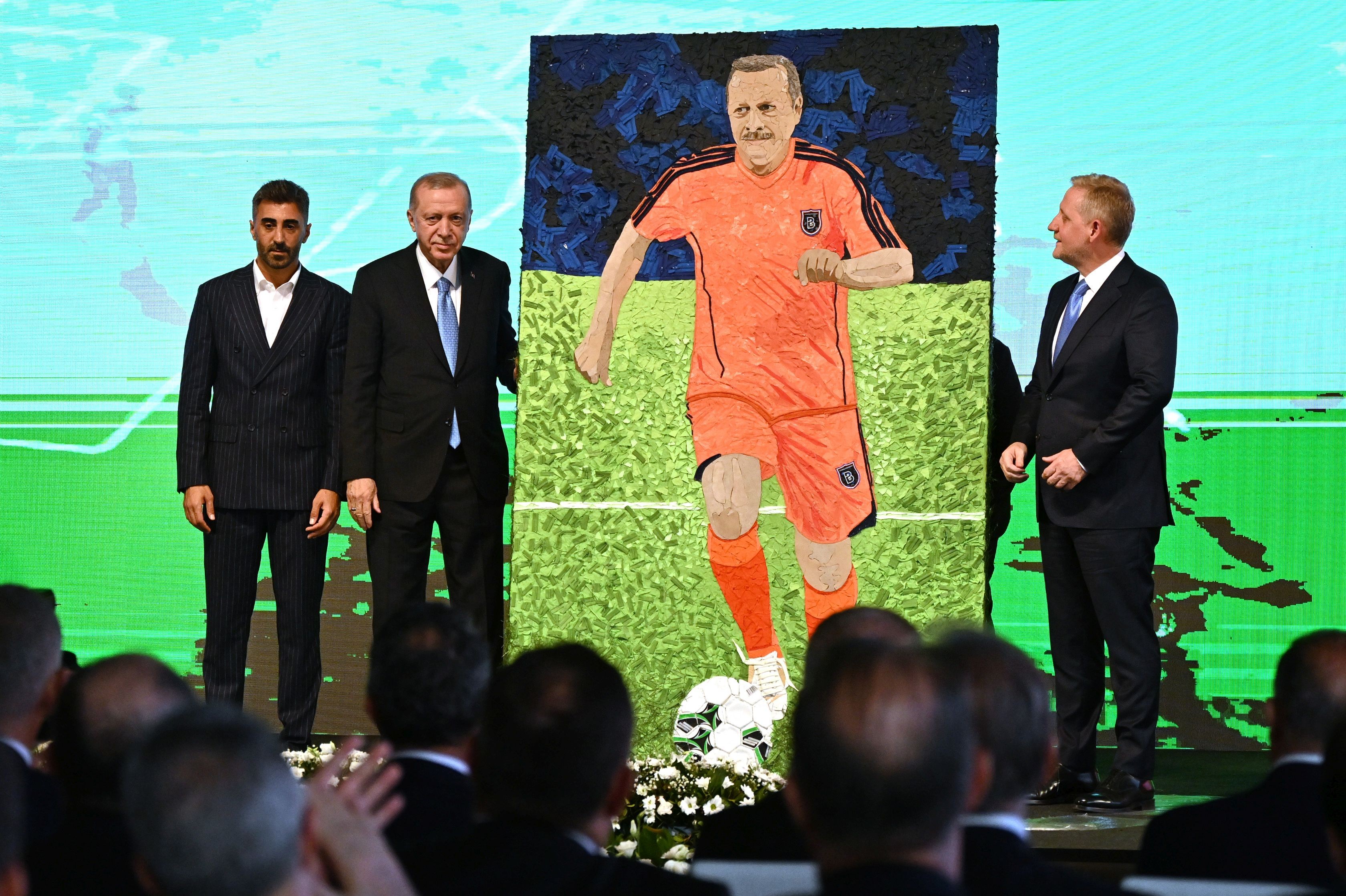 Erdoğan Başakşehir Futbol Akademisi ve Kupa Meydanı Açılış Programına katıldı