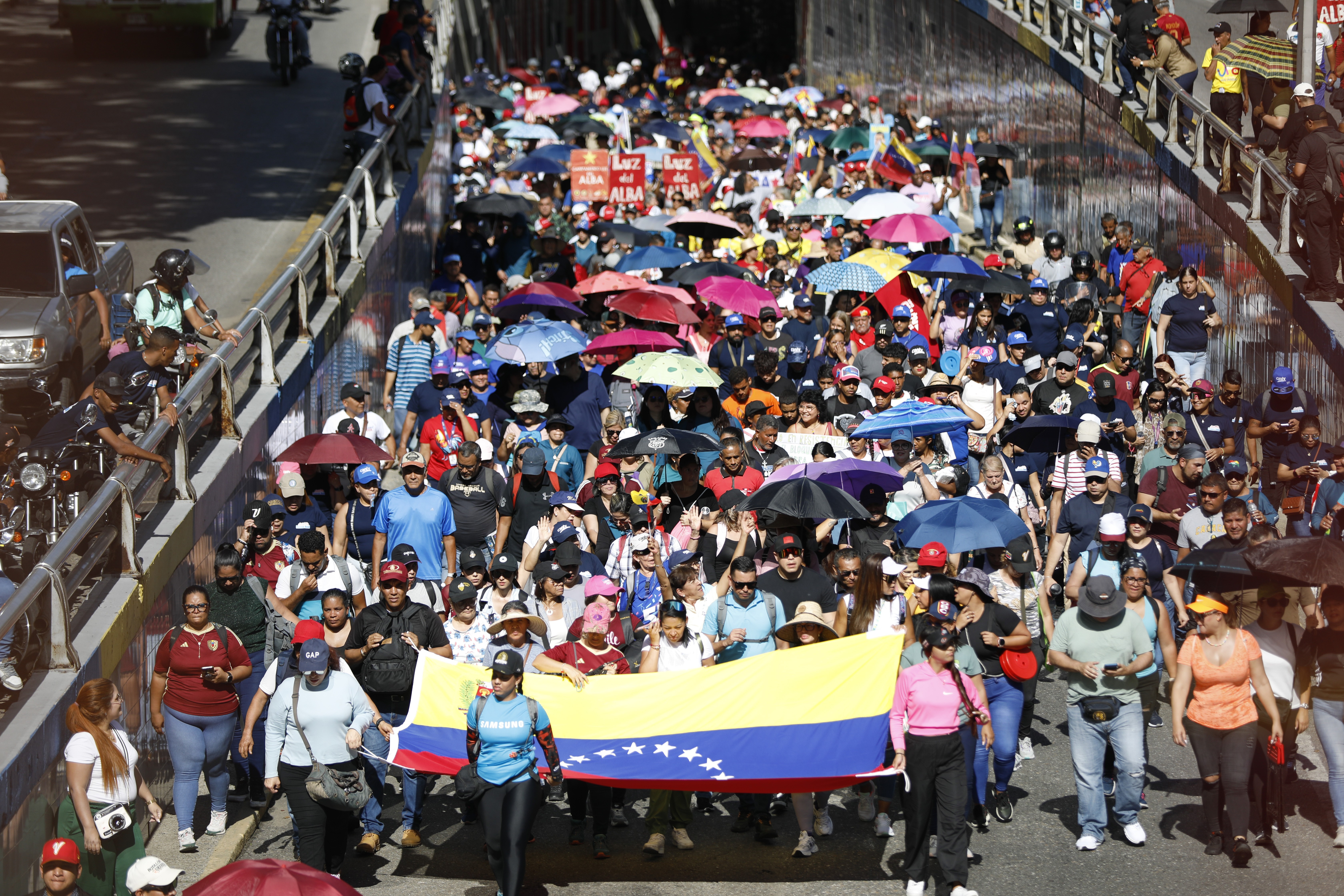 Venezuela'da seçimlerden sonra başlayan eylemler sürüyor