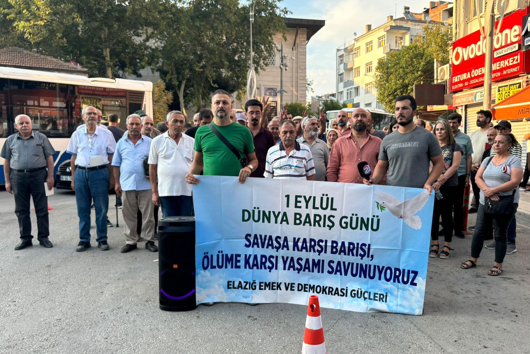 Elâzığ'da düzenlenen 1 Eylül yürüşüyü