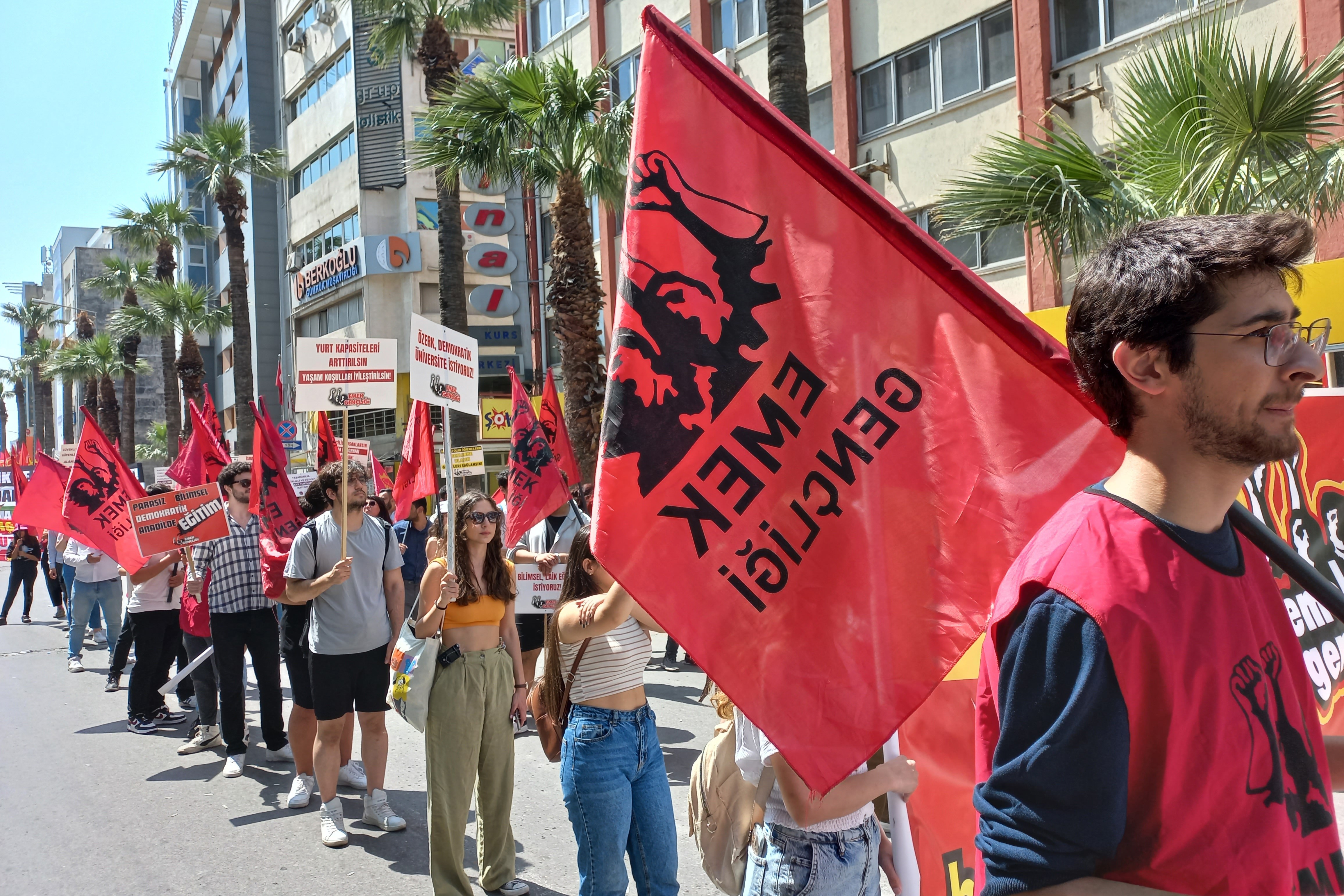 1 Mayıs İzmir.