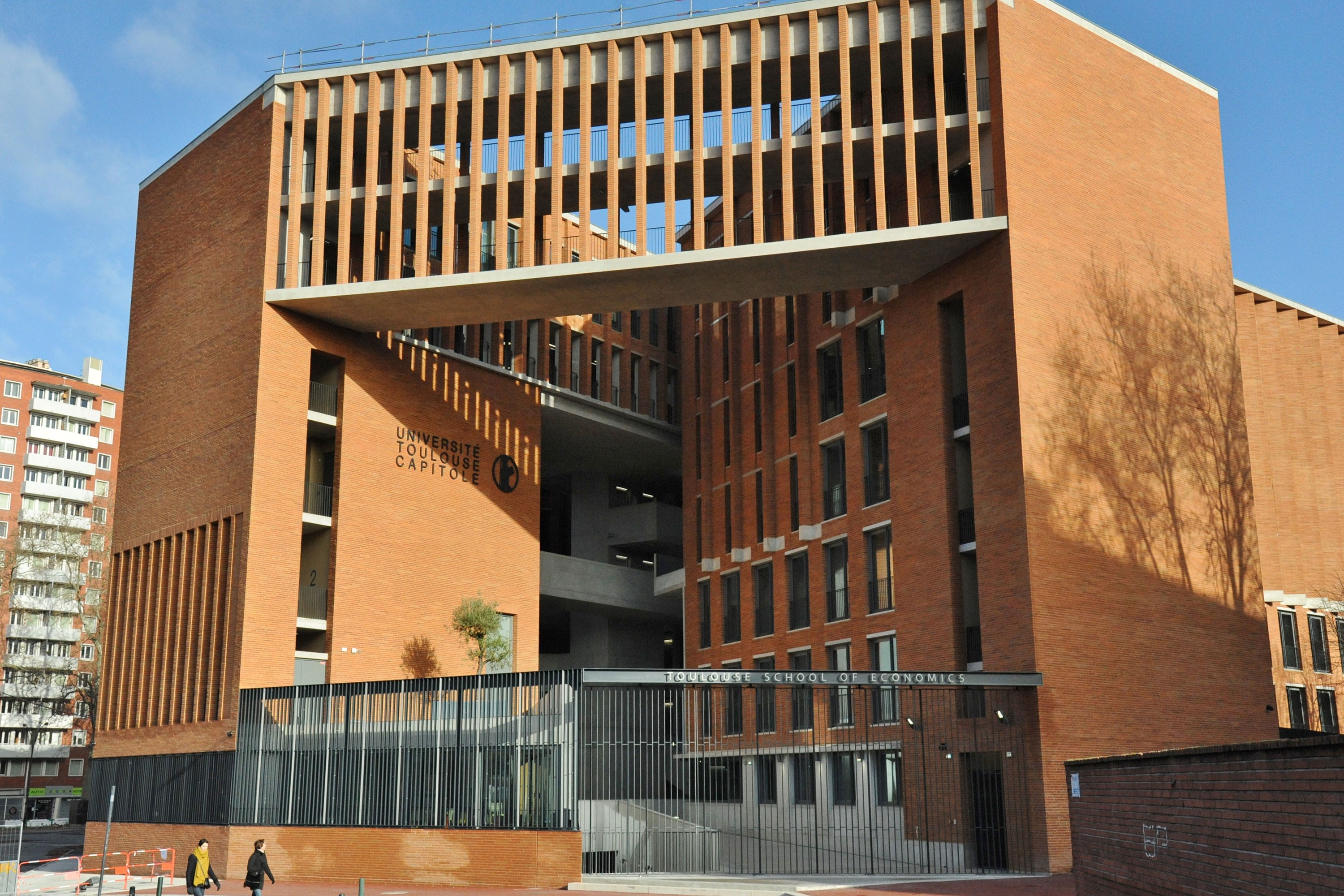 Toulouse School of Economics