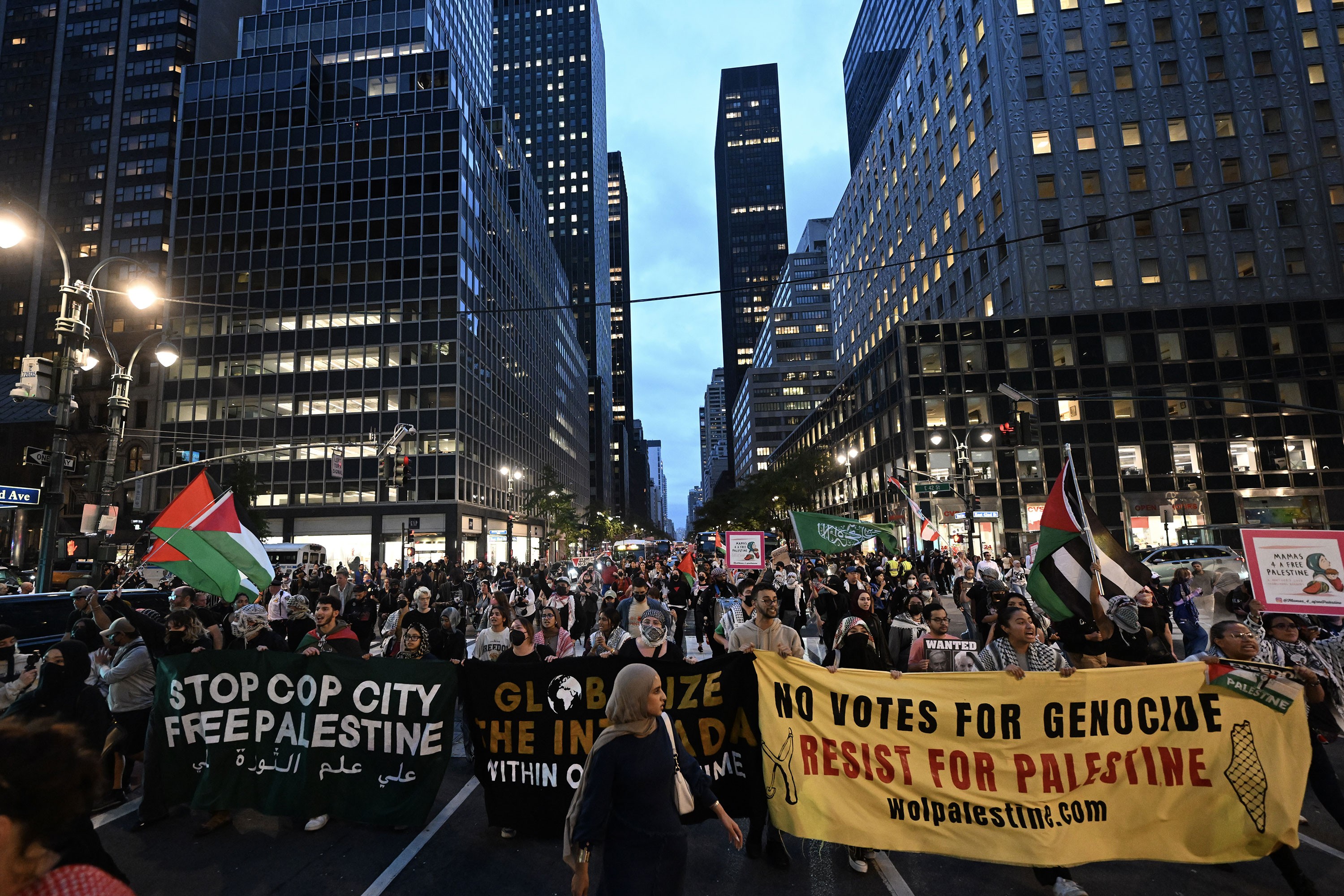 New York'ta Netanyahu karşıtı protesto düzenlendi