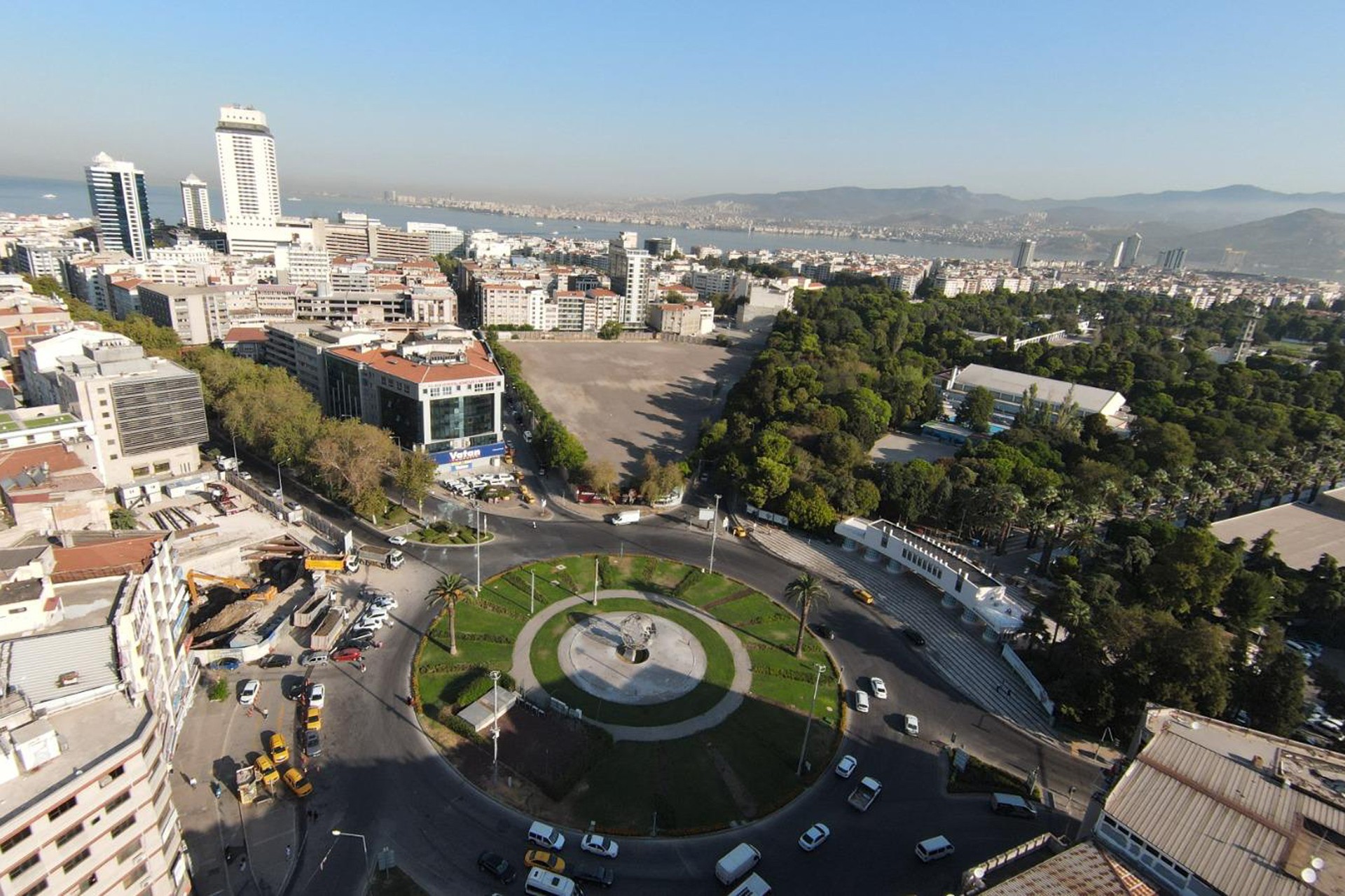 Basmane meydanı