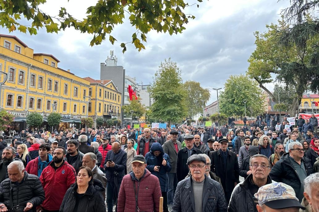 Tarbzon'da madenlere karşı miting