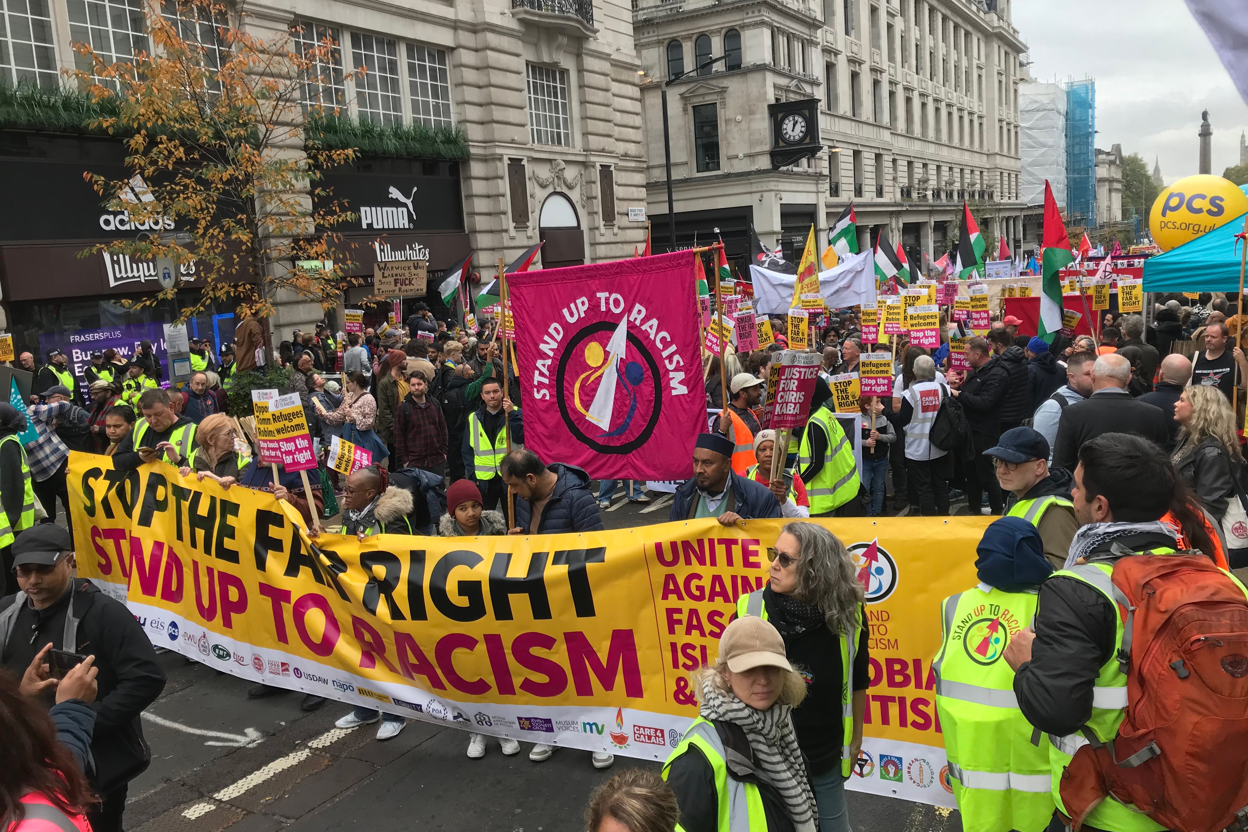 Londra’da ırkçılığa karşı eylem