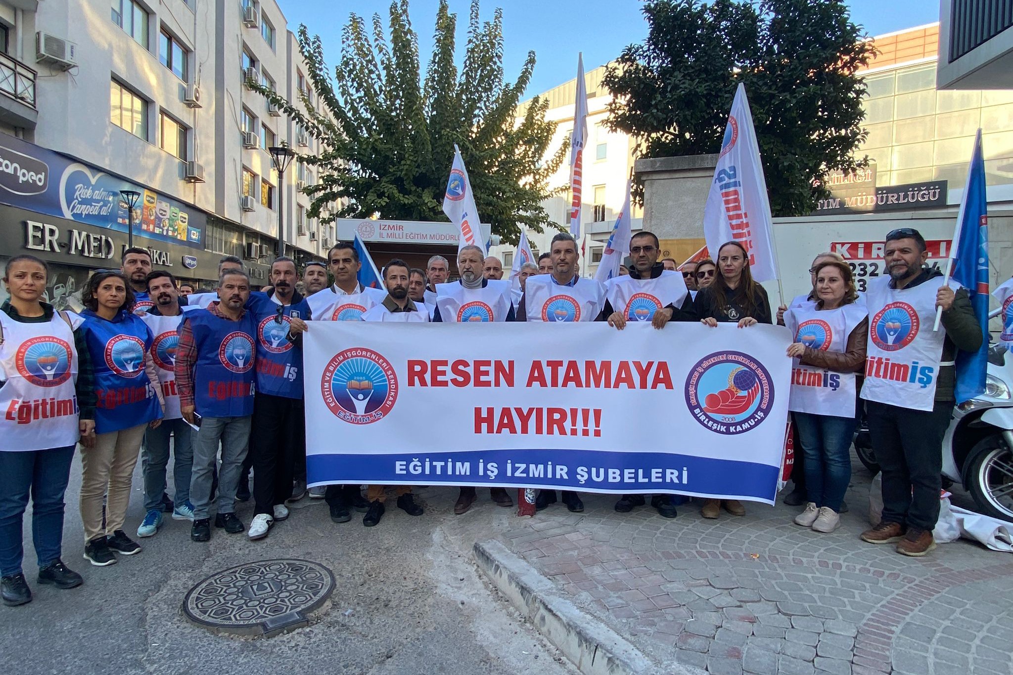 Eğitim-İş İzmir Şubeleri: Resen atamayı kabul etmiyoruz