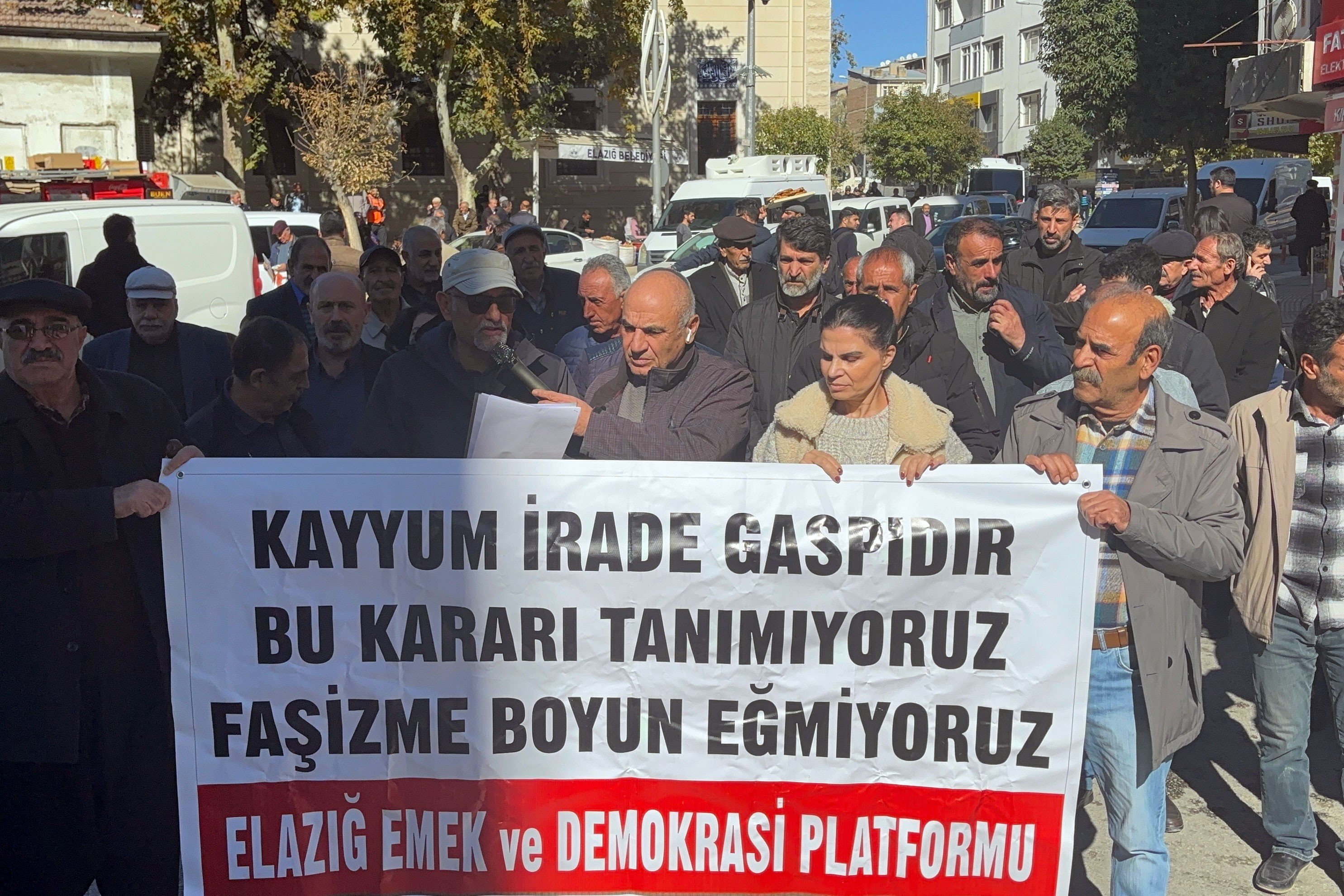 Elâzığ'da kayyım protestosu