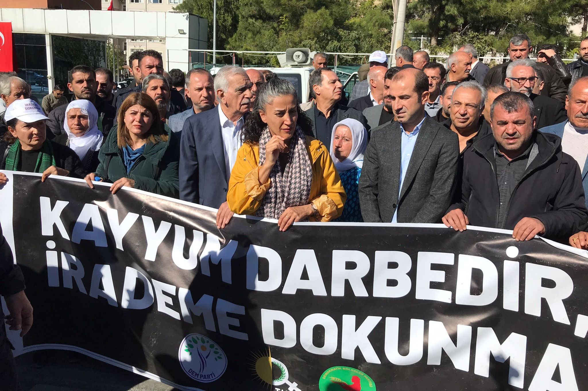 Mardin'de kayyım protestosu