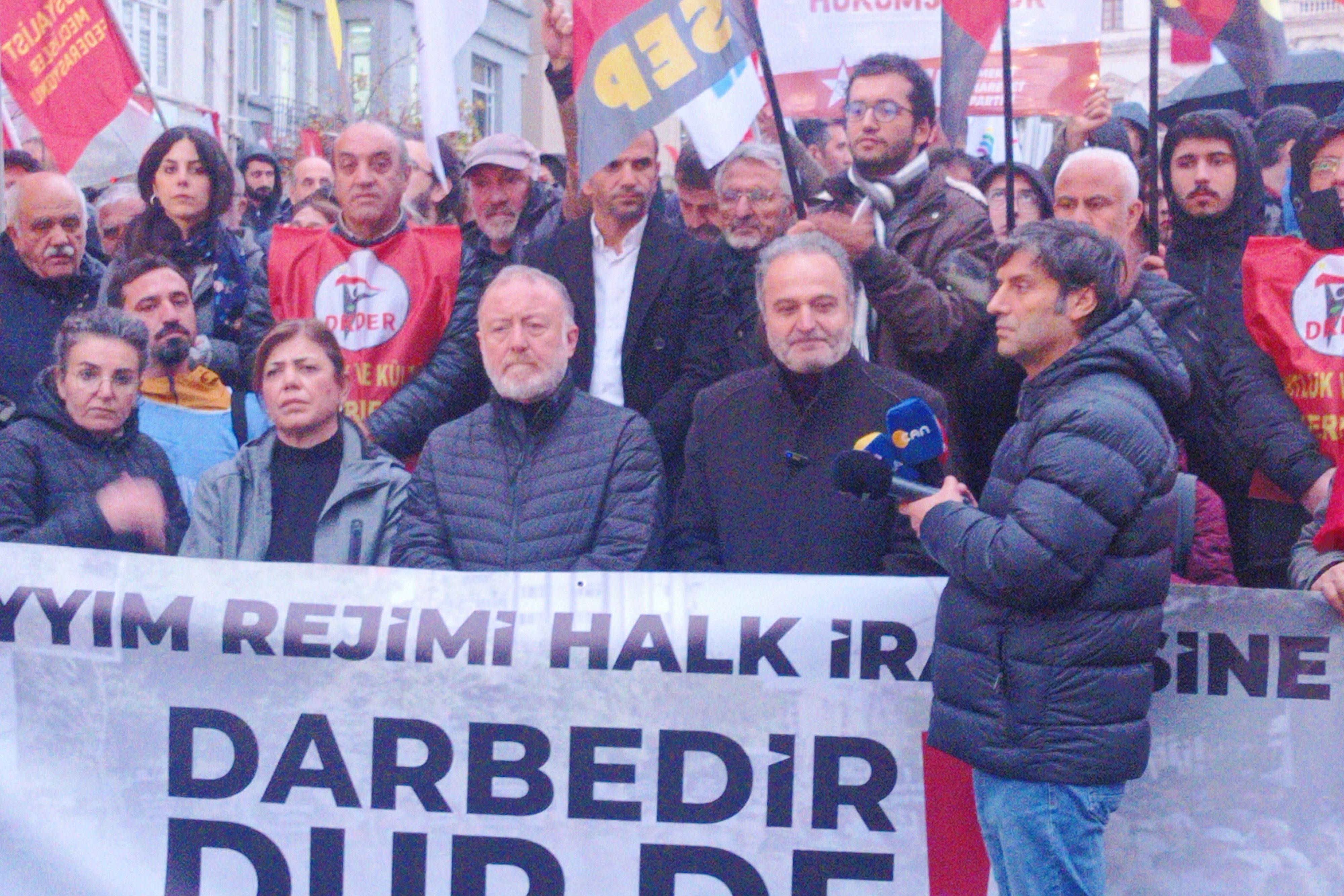 İstanbul'da yapılan kayyım protestosu.