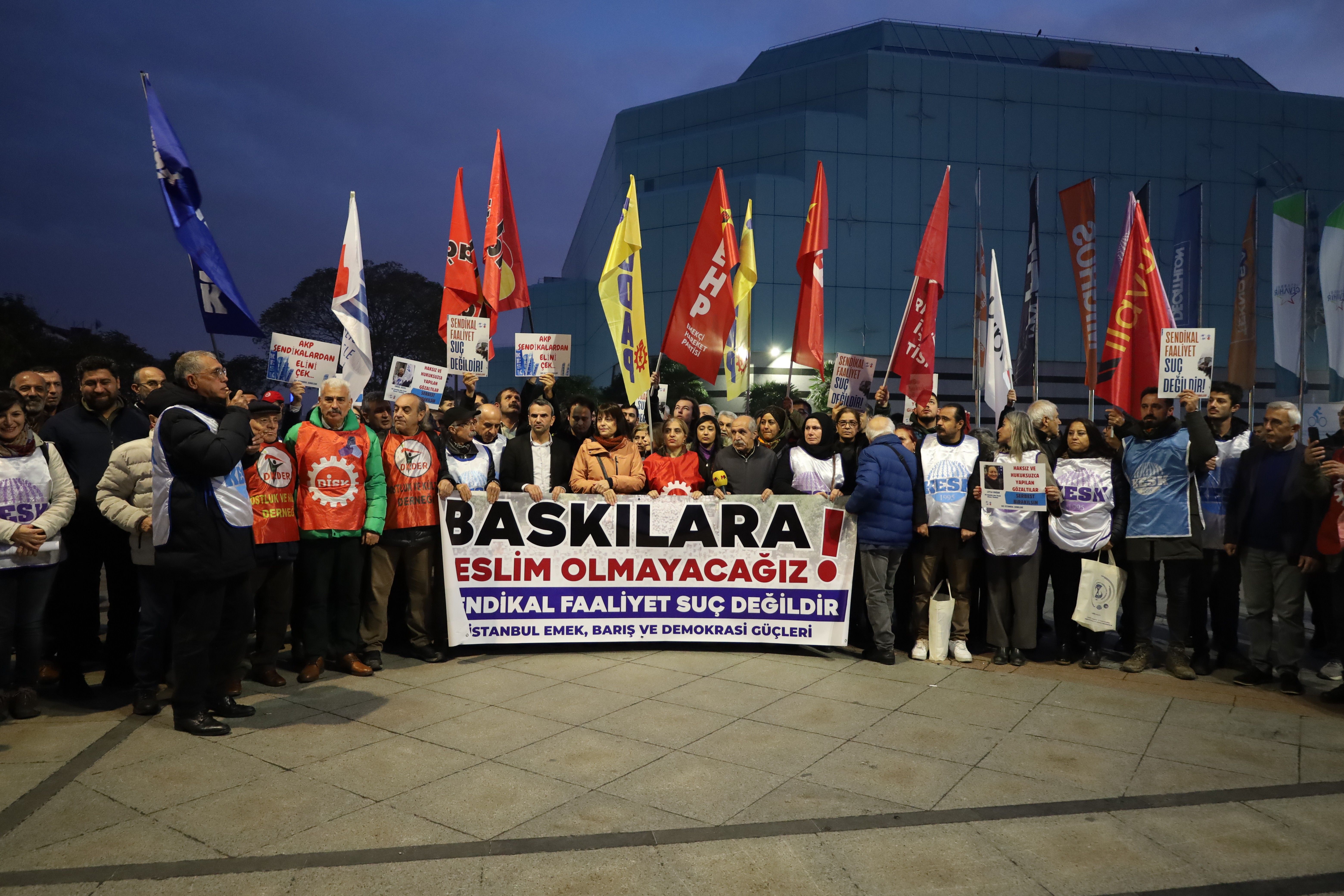 İstanbul emek barış ve demokrasi güçleri