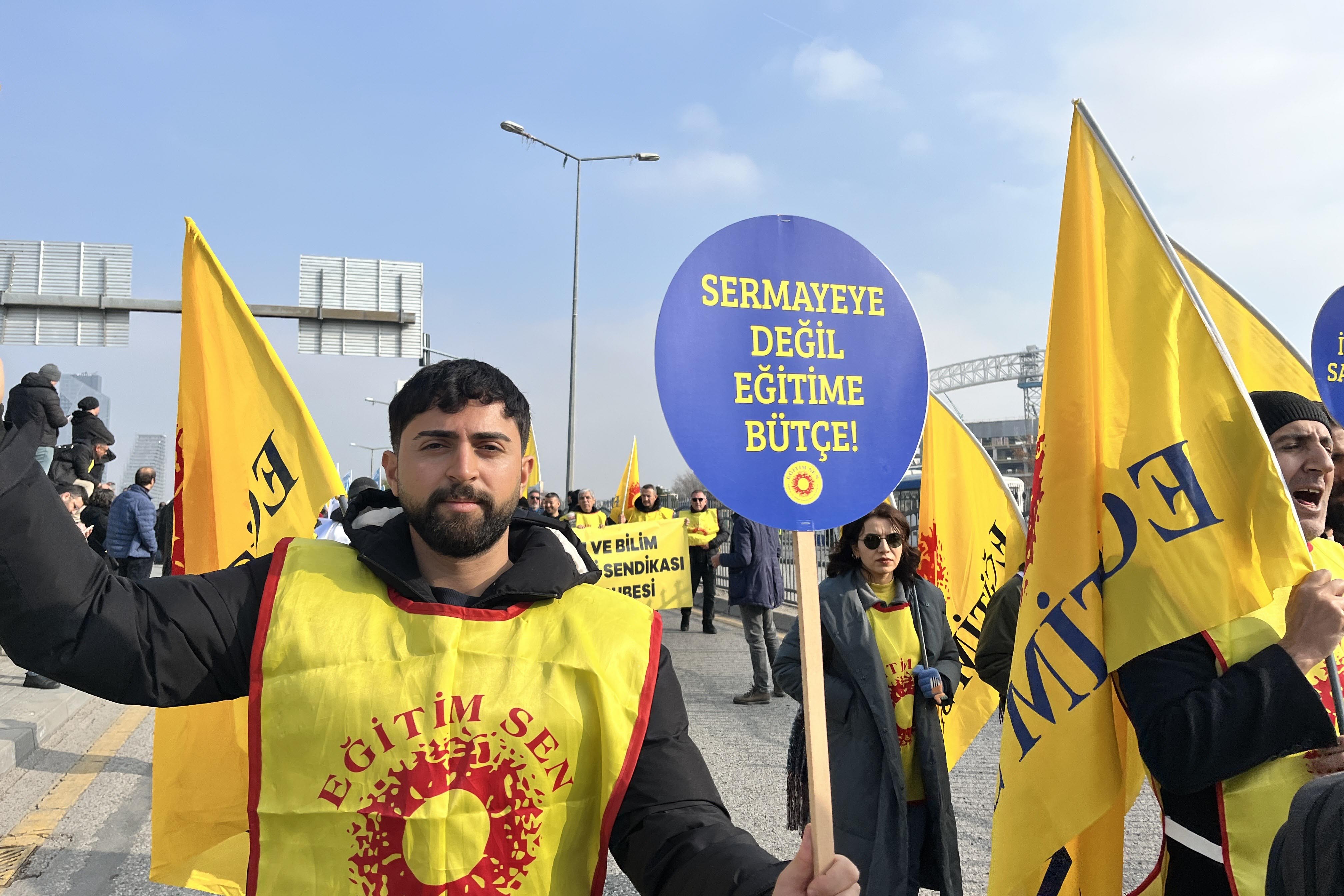 sermayeye değil eğitime bütçe dövizi taşıyan emekçi