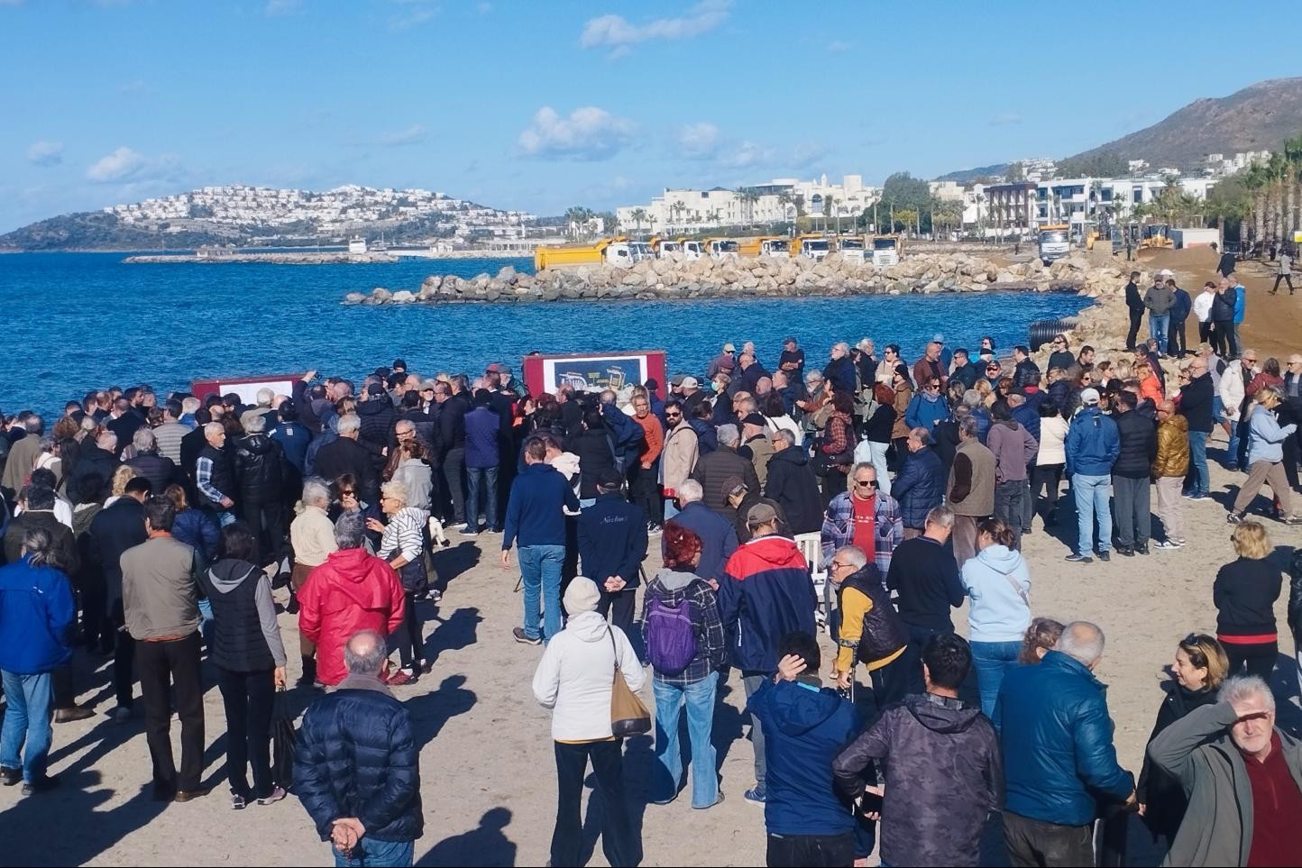 Bodrum Turgutreis’te Sahil Güvenlik Limanı inşaatını protesto