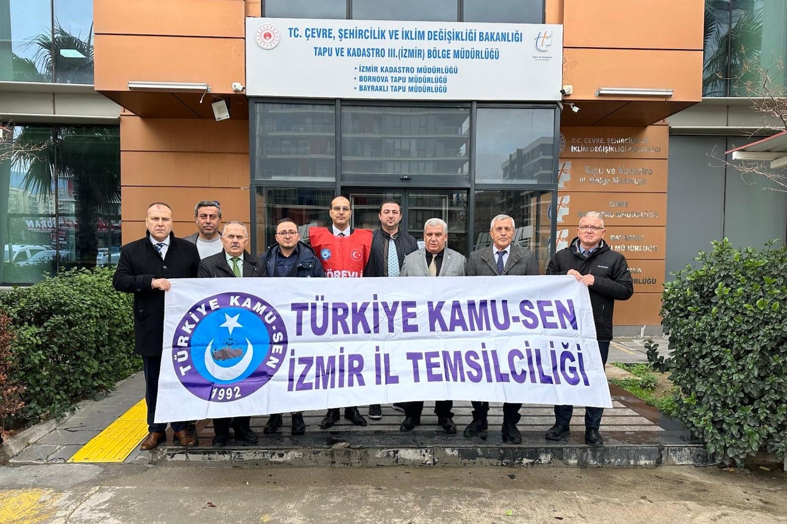 kamu sen izmir temsilciği basın açıklaması