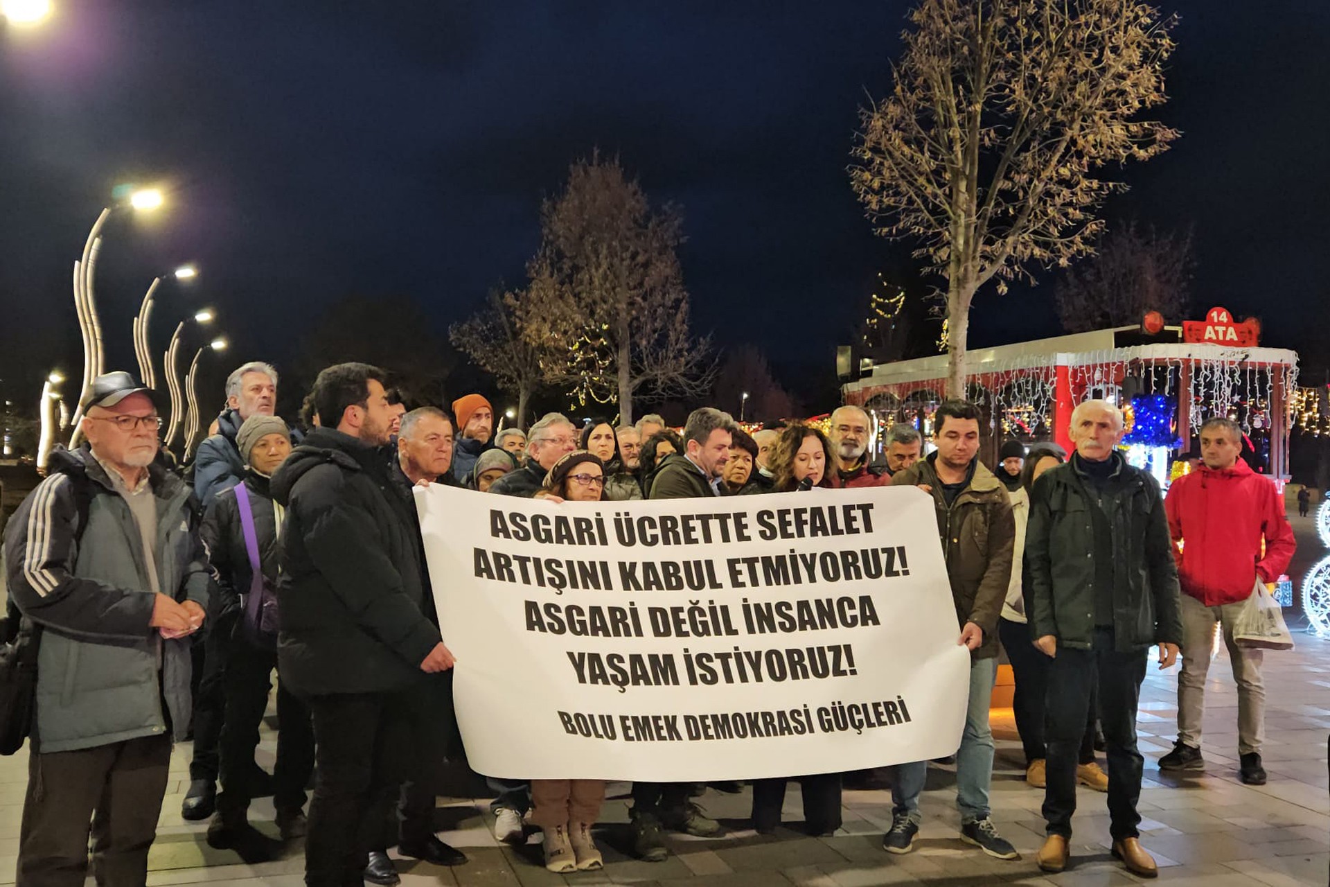 Bolu'da asgari ücret protesto edildi 