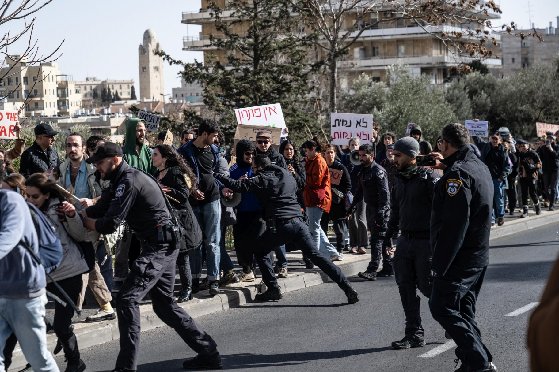 Kudüs'te savaşa karşı eylem