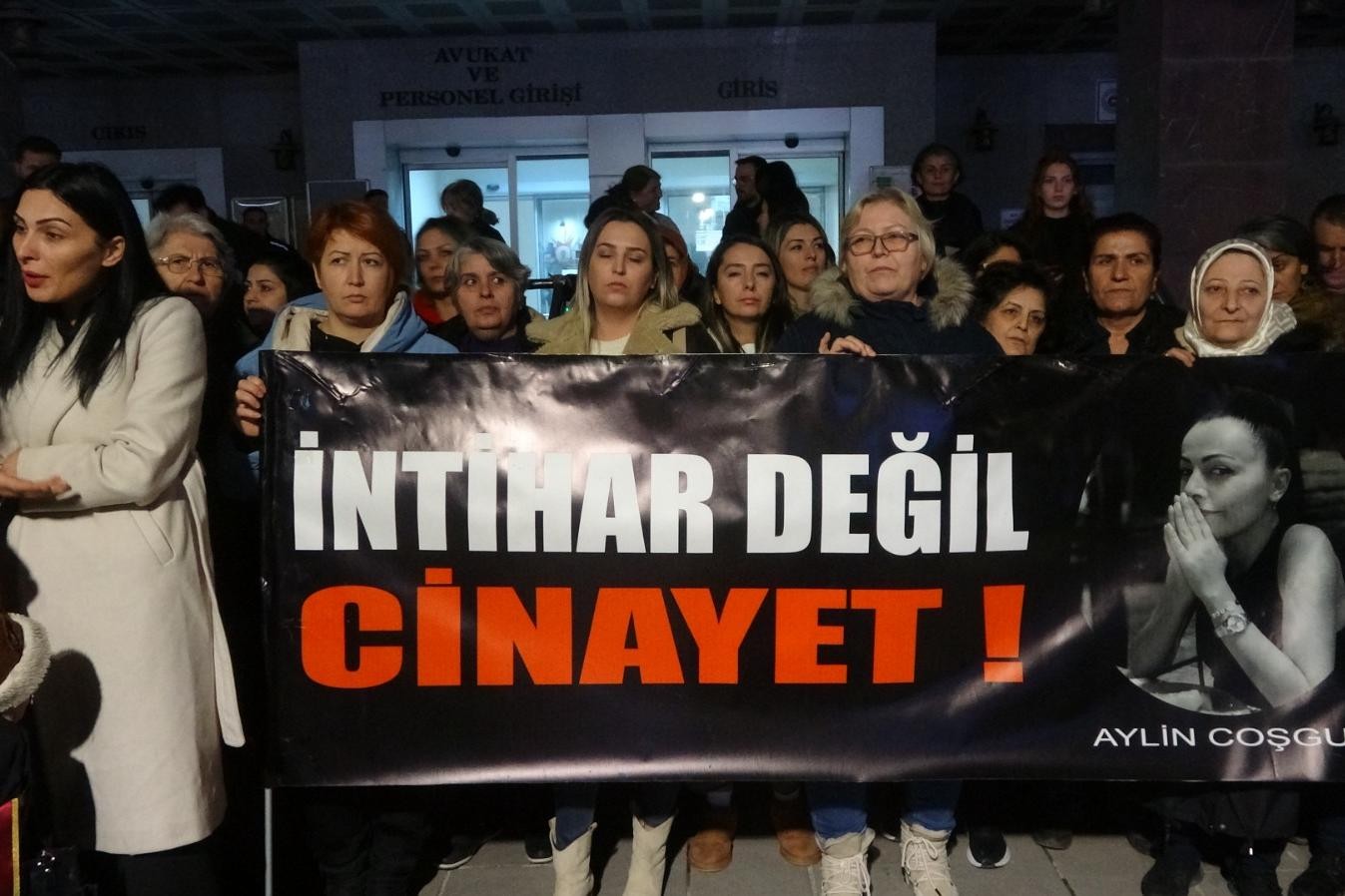 Kadın cinayeti davasında açıklama