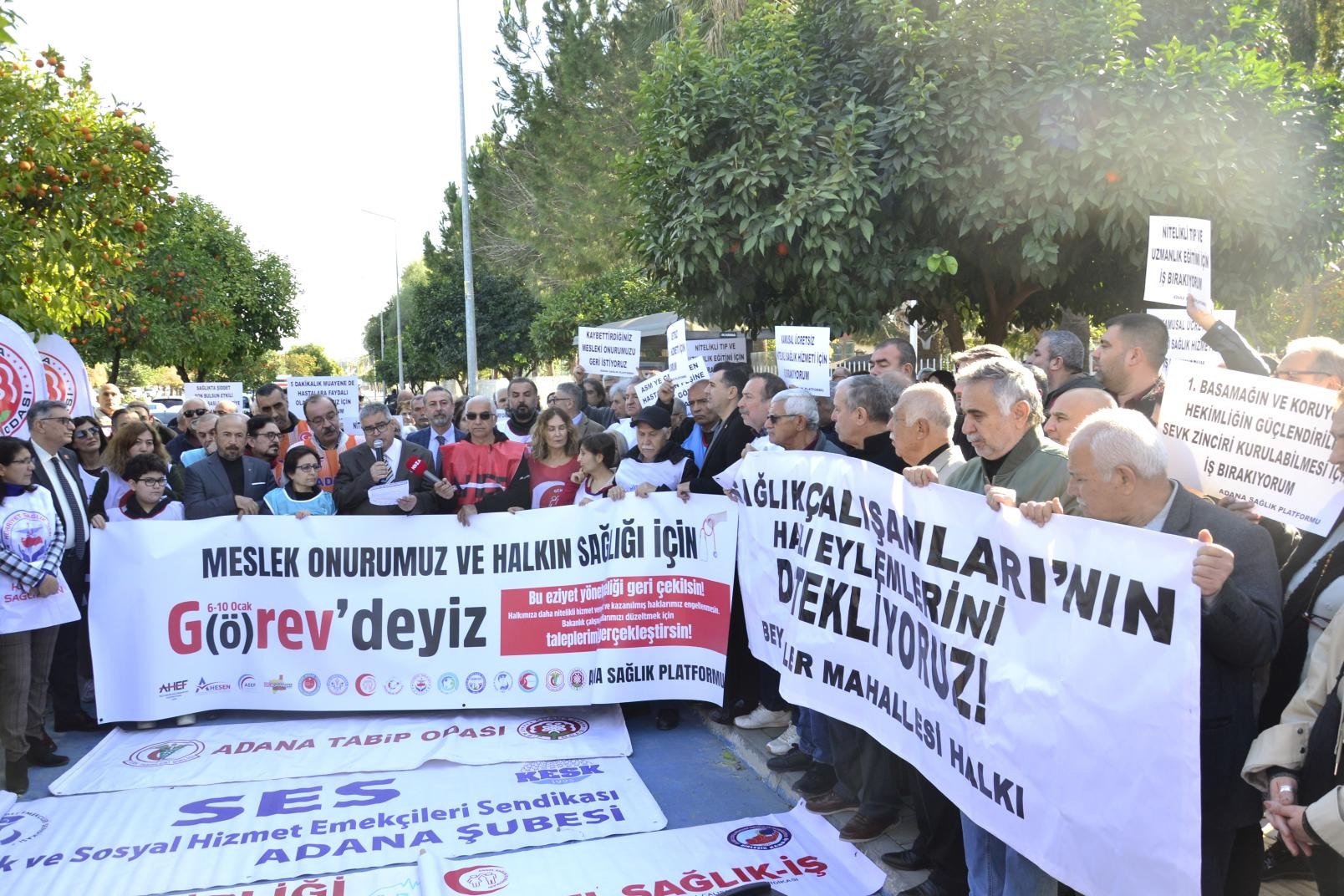 Aile hekimleri iş bırakma eylemi Kadıköy açıklaması