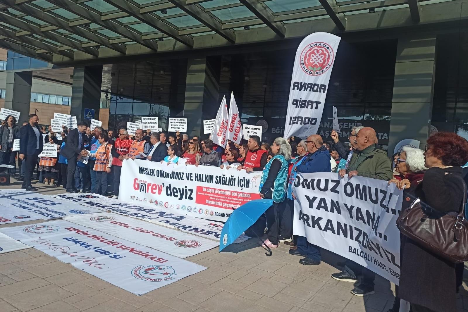 Adana Sağlık emekçileri iş bırakma