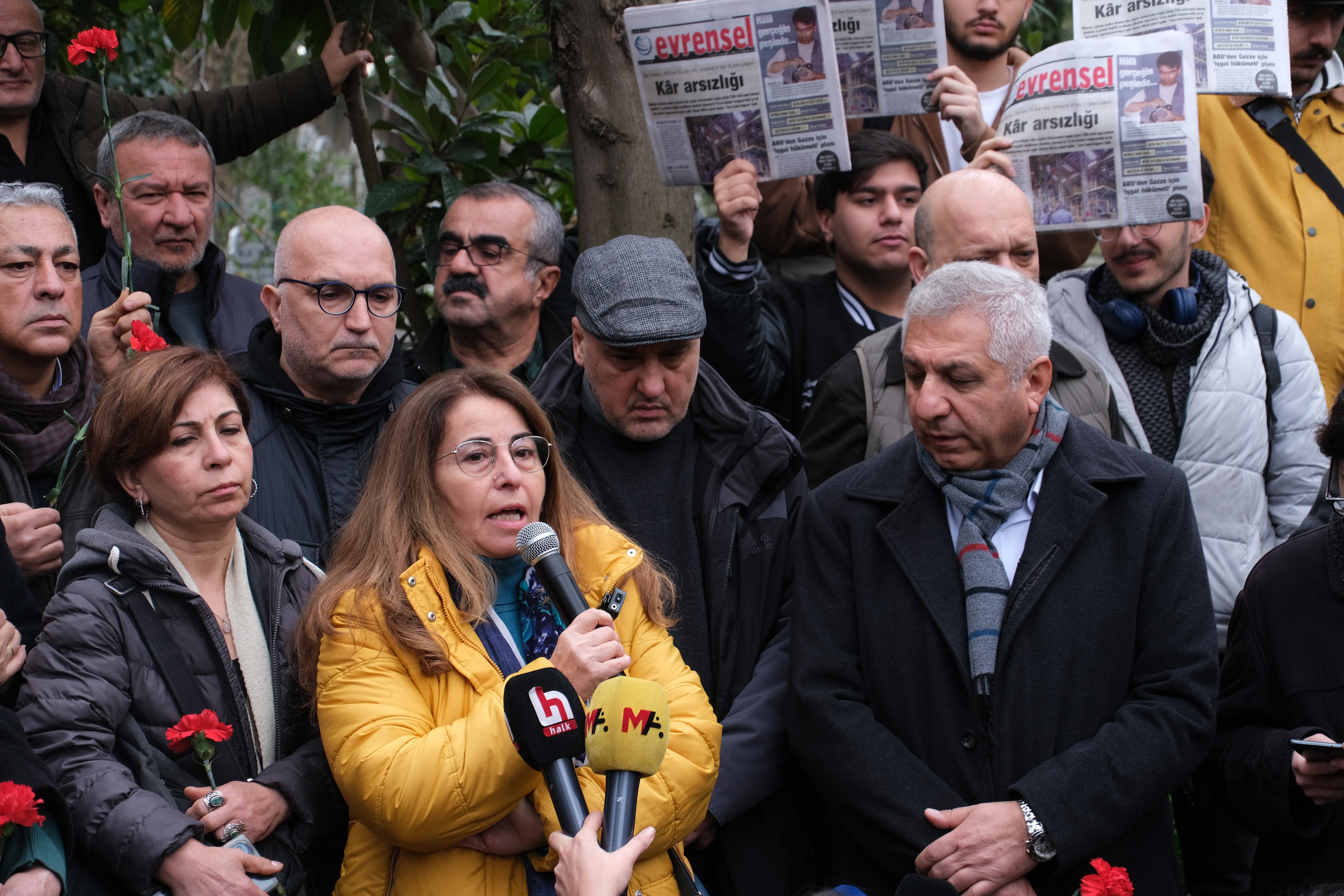 Meryem Göztepe kardeşi Metin Göktepe'nin mezarı başındaki anmada konuştu 