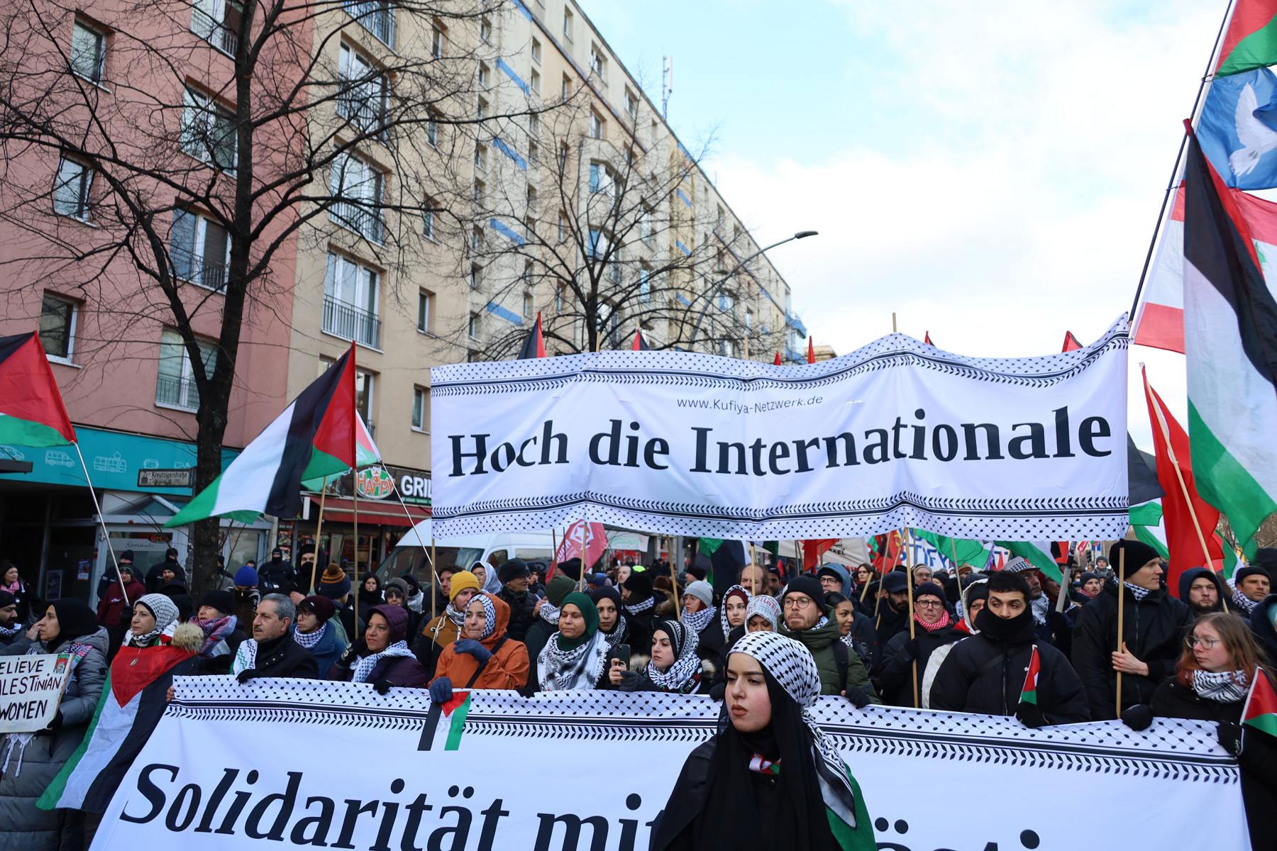 Rosa Luxemburg ve Karl Liebnecht Almanya'da anıldı