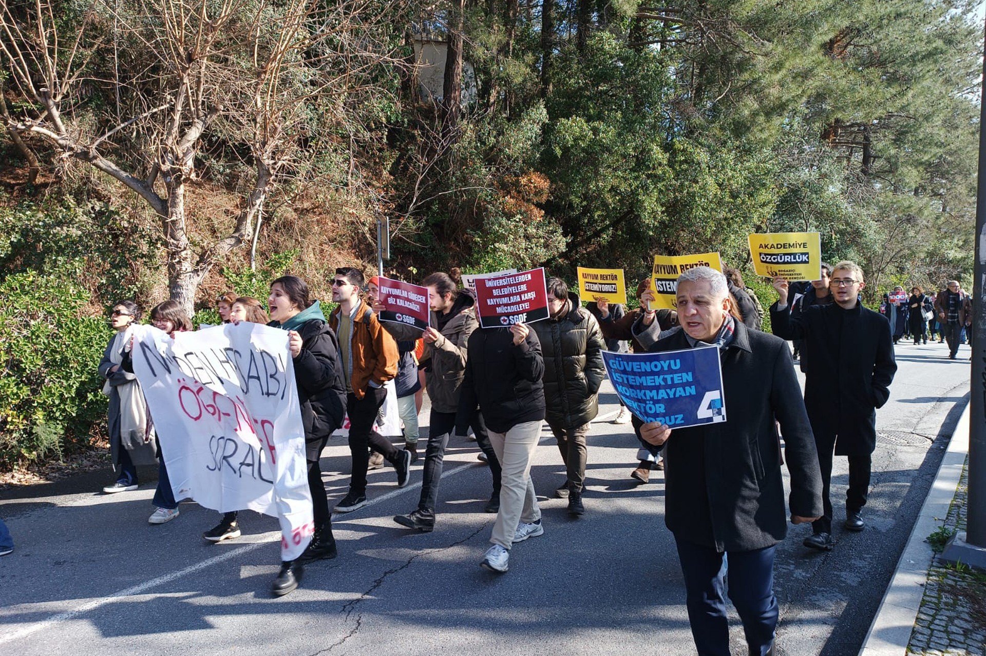 Boğaziçi'de Akademisyenlerin nöbetinin 1000. günü 