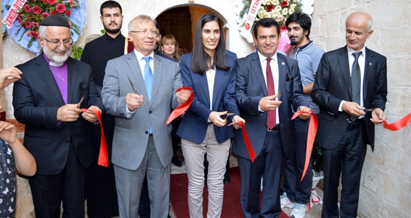 Mardin'deki Süryani Protestan Kilisesi ibadete açıldı