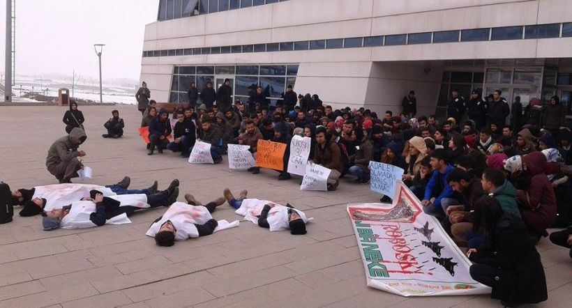 mus alparslan universitesi ogrencileri roboski katliamini lanetledi evrensel