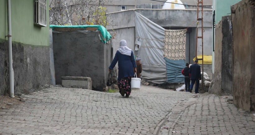 Silopi'deki sokağa çıkma yasağı gündüz kalktı, akşamları sürecek