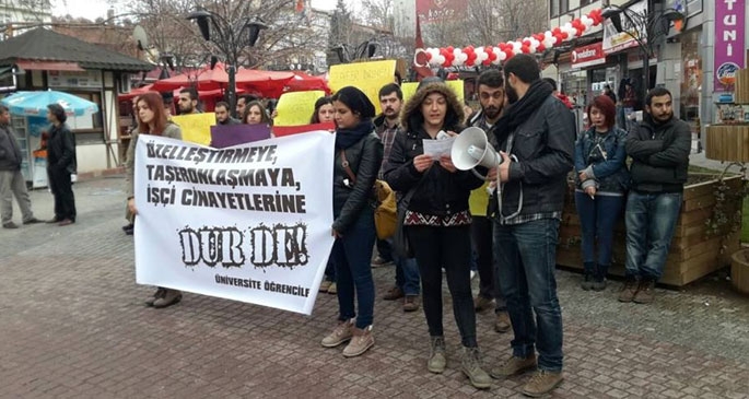 Öğrencilerden özelleştirmelere tepki