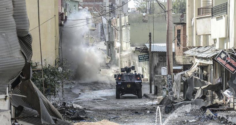 Silopi'de 2 kardeş vuruldu, biri hayatını kaybetti