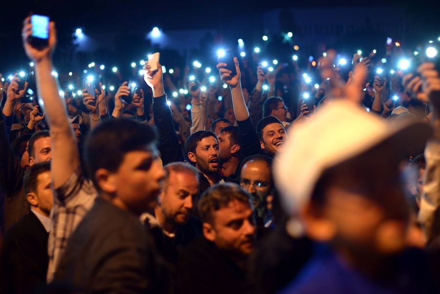 ‘OHAL darbeye karşıydı hani!’