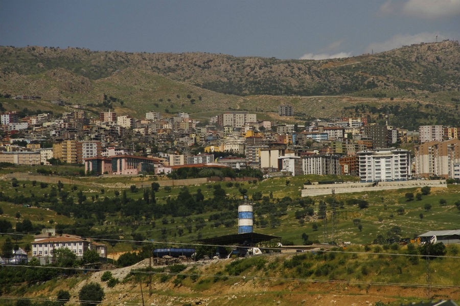 Şırnak'ta belediye çalışmaları engelleniyor