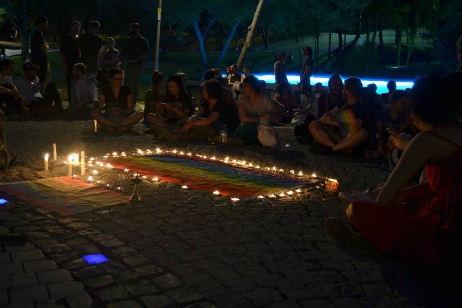 Orlando'da yaşamını yitirenler İstanbul'da anıldı