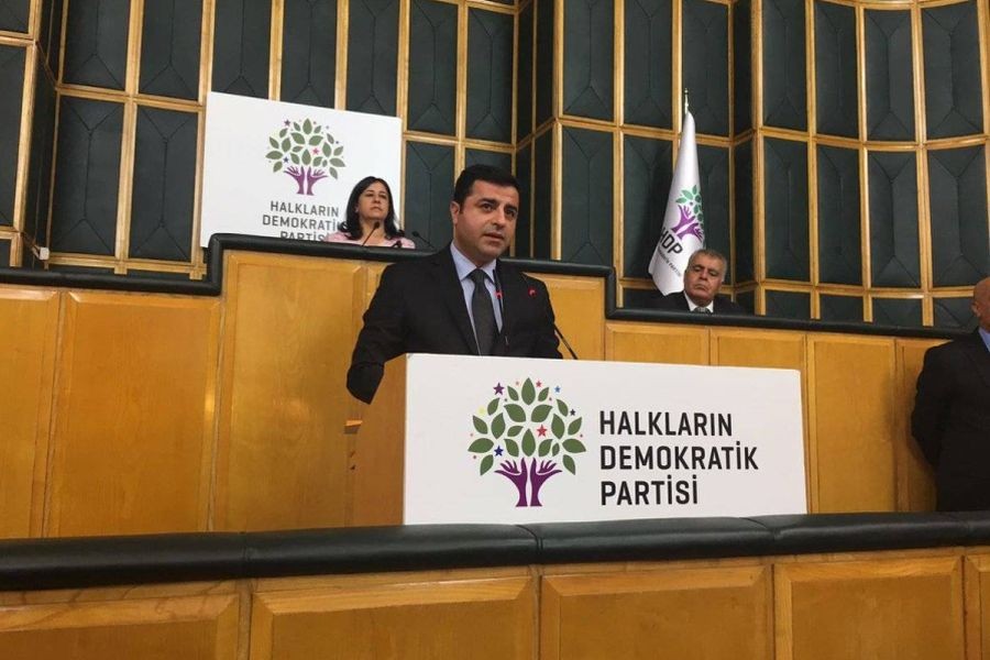 Demirtaş: Yargı, Saray'ın listesine göre hareket ediyor