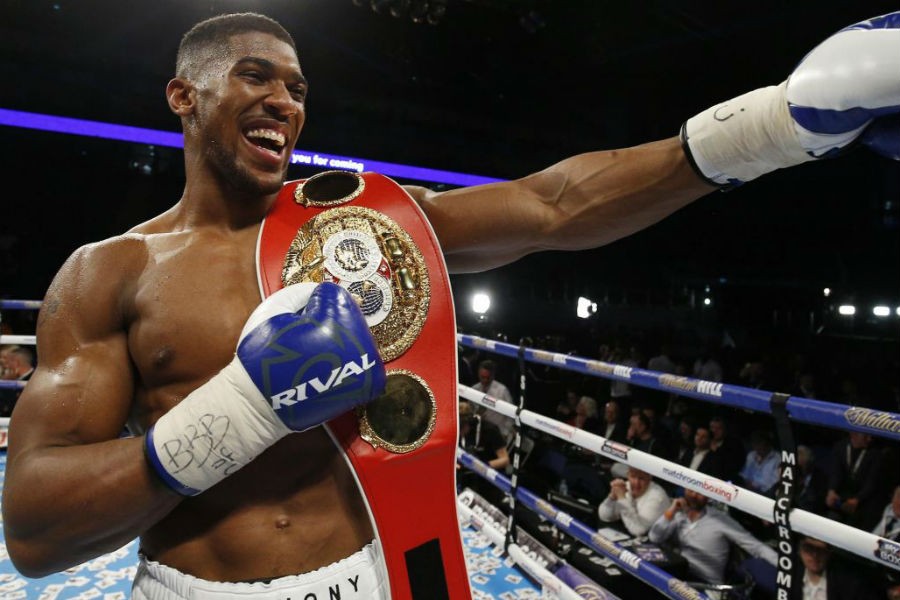 Anthony Joshua ilk kez unvan koruma maçına çıkıyor