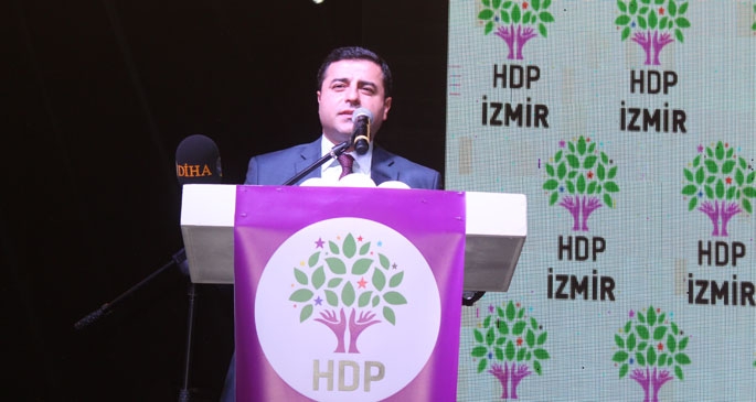 İzmir’de HDP kongre ile seçim startını verdi