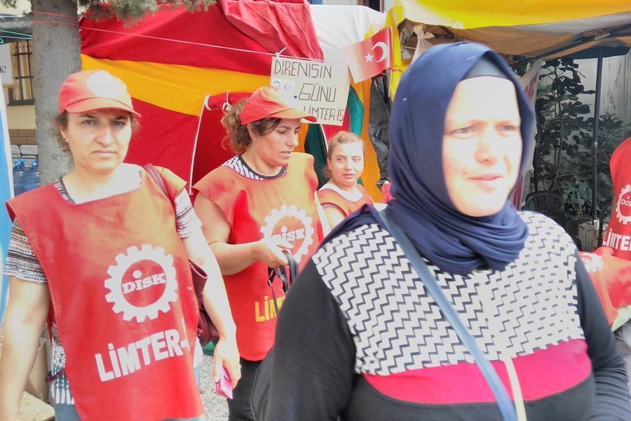 Demokrasi nöbetinde kahraman hak arayışında terörist!