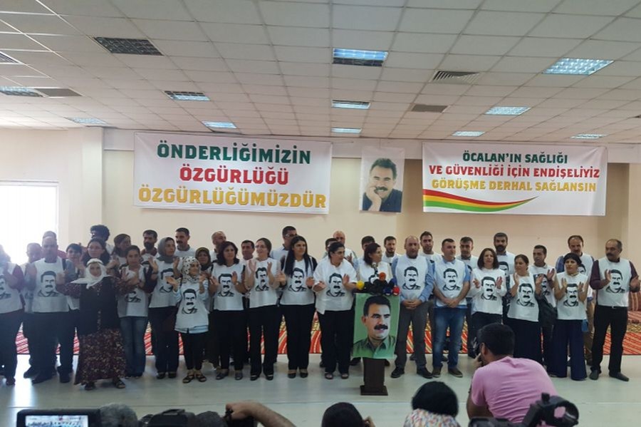 Açlık grevcileri: Öcalan'dan haber alana dek direniş sürecek