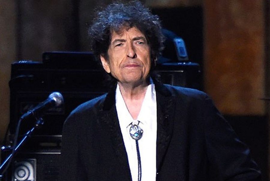 Nobel Edebiyat Ödülü Bob Dylan'a verildi