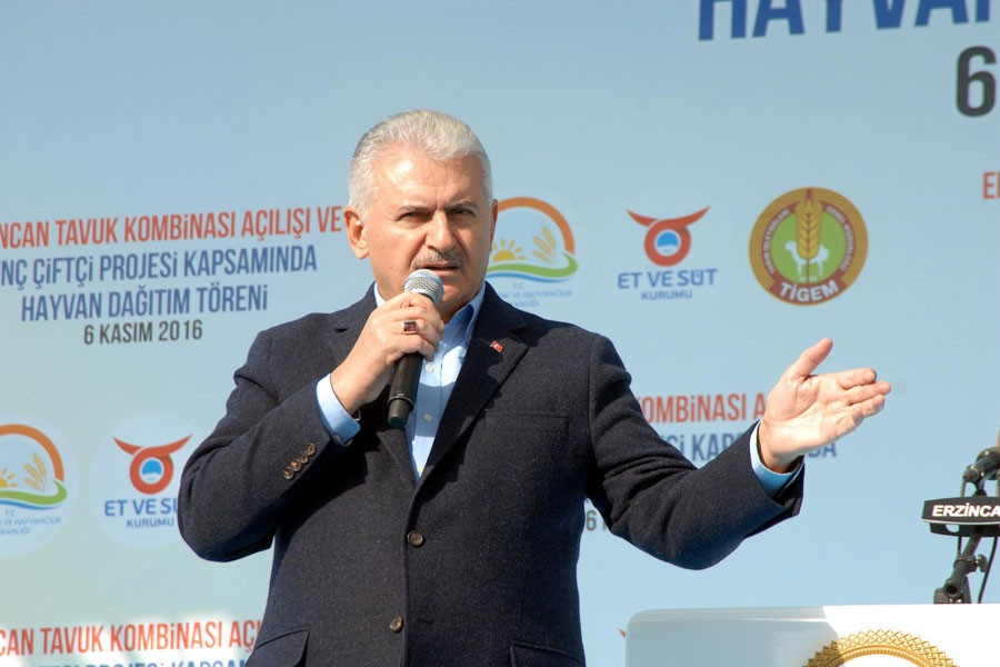 Başbakan Yıldırım: Demokrasi için teröre sahip çıkmayalım