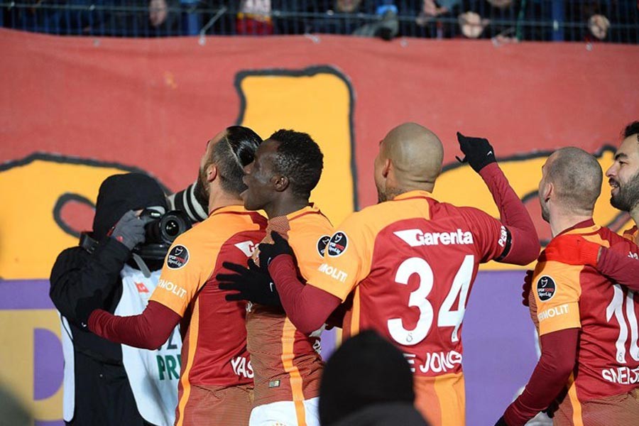 Galatasaray Alanyaspor'u 4 farkla geçti