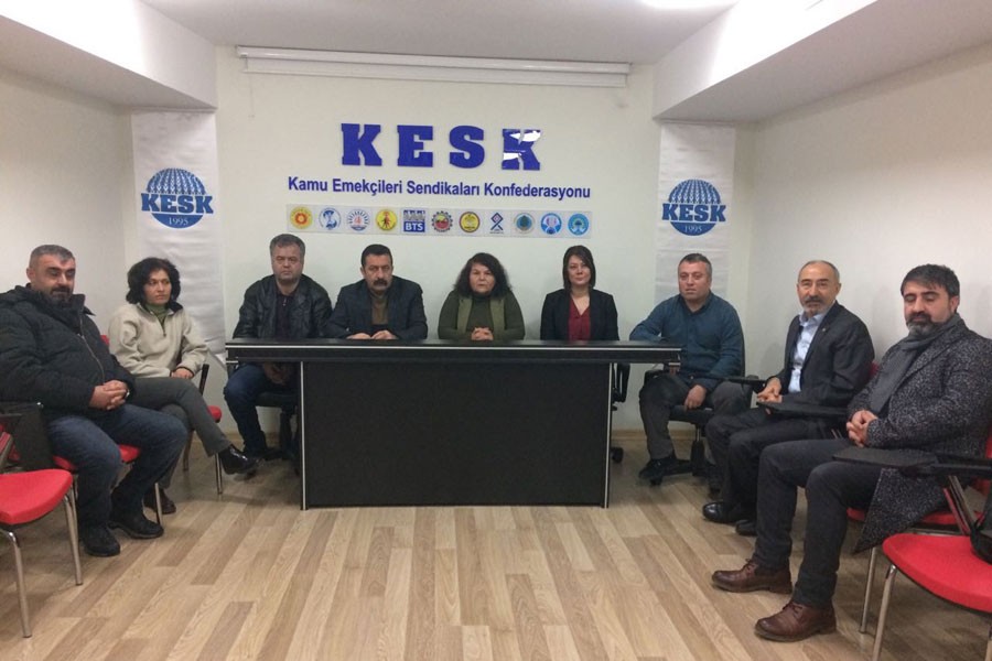 KESK: 15 Temmuz sonrası öğretmen maaşı 852 lira düştü