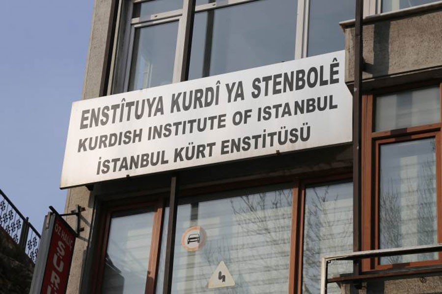 TMSF İstanbul Kürt Enstitüsü'nün eşyalarına el koydu