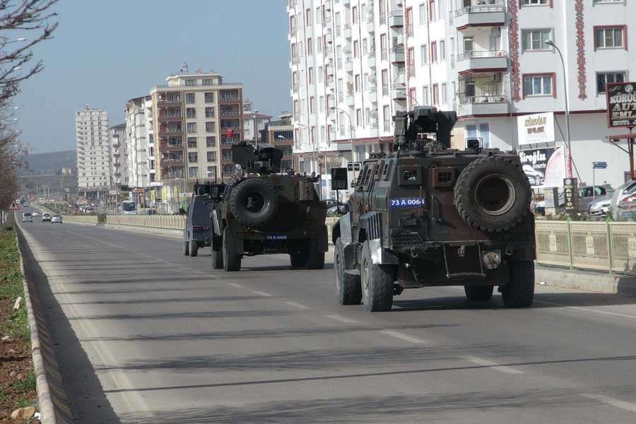 TSK'den el Bab'a zırhlı araç ve iş makinesi